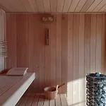 Toparti Idill Vendeghaz فيلة Kisszékely